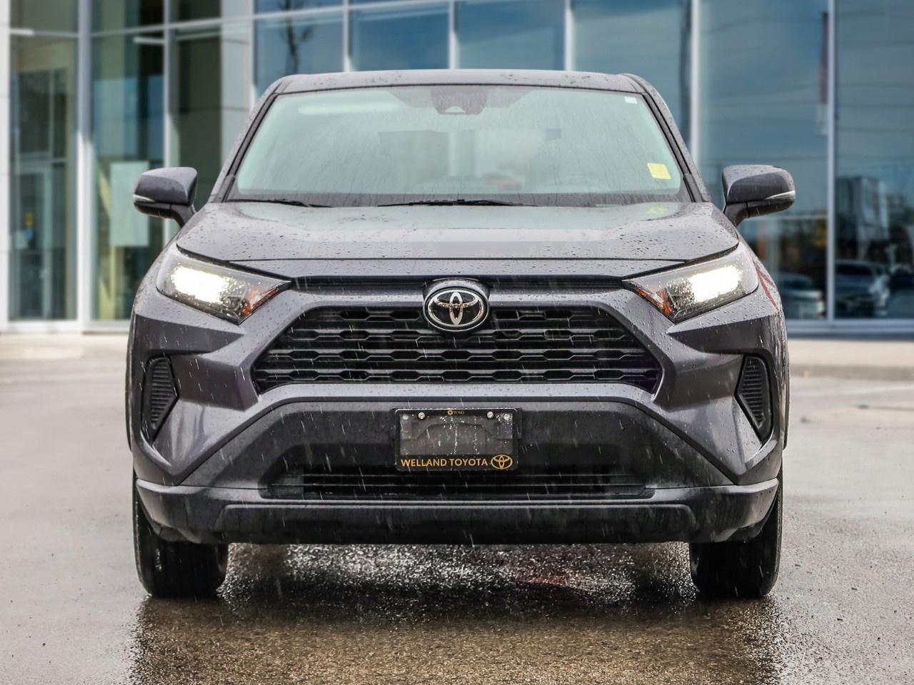 2024 Toyota RAV4 LE Photo3