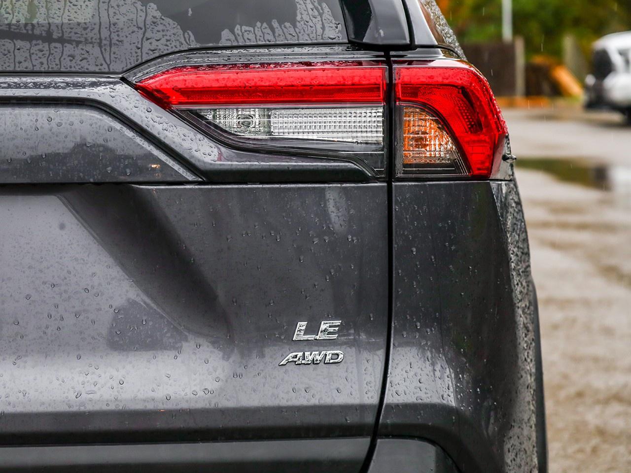 2024 Toyota RAV4 LE Photo