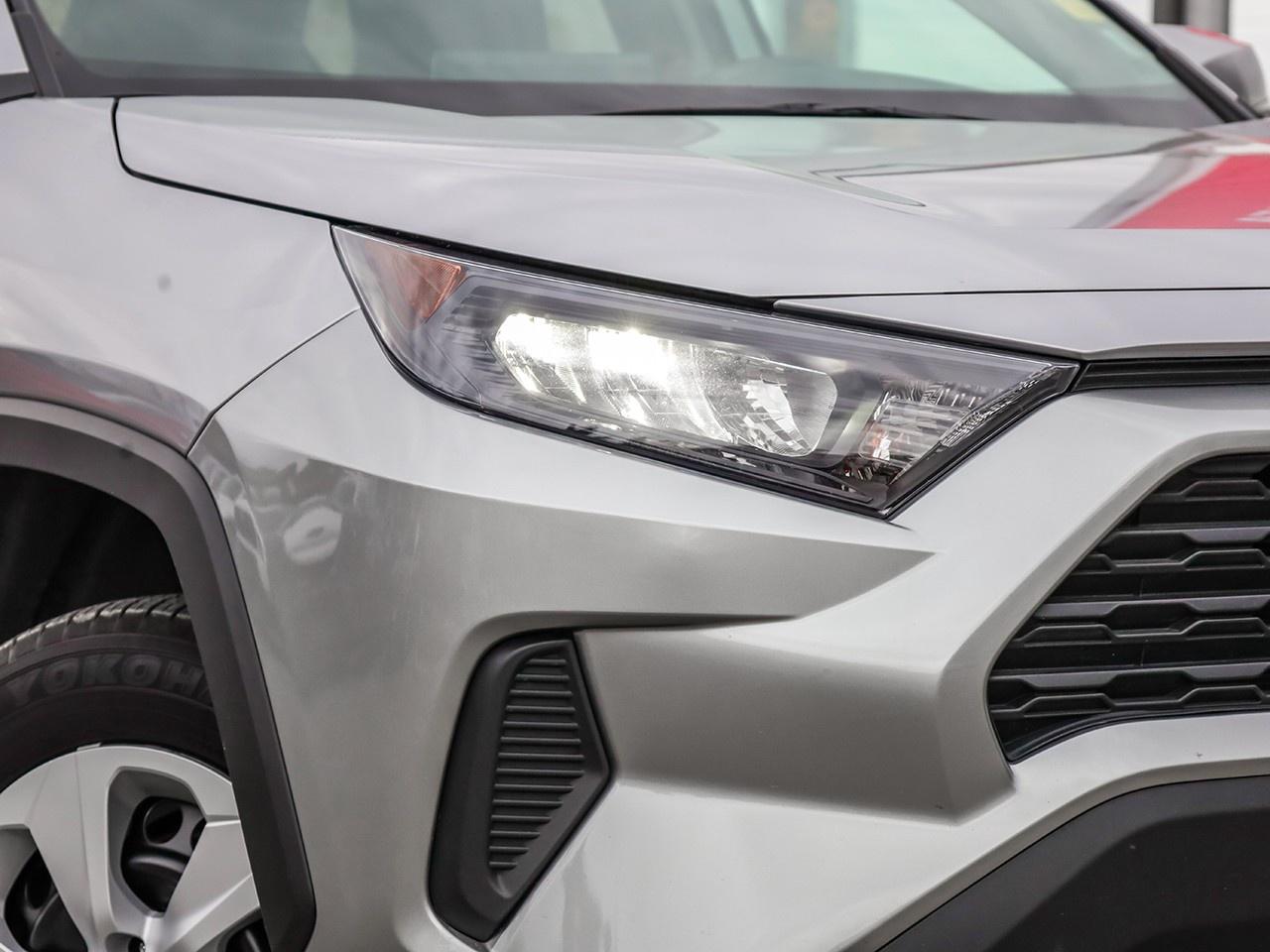 2024 Toyota RAV4 LE Photo