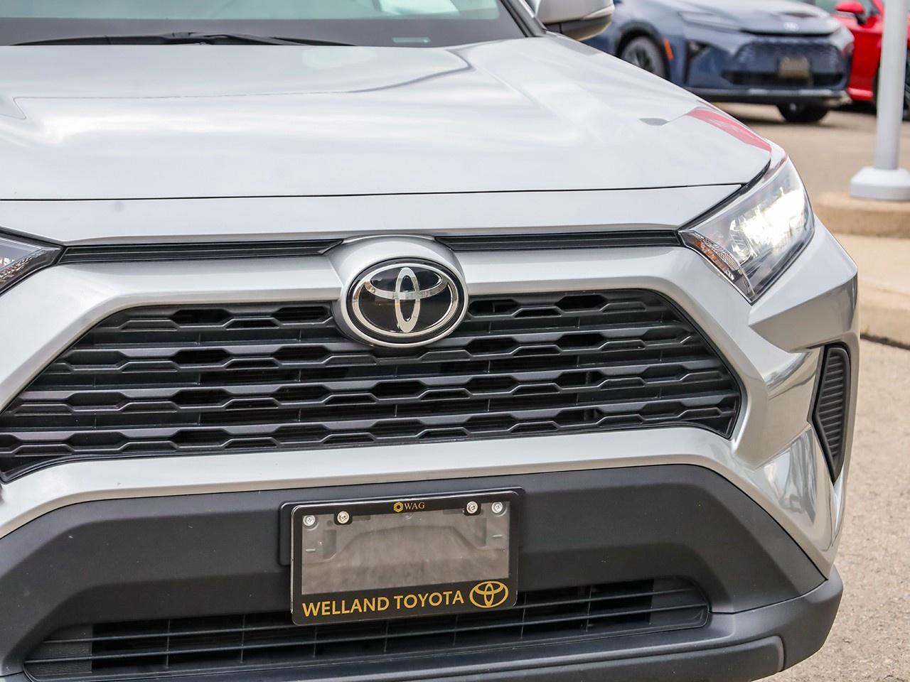 2024 Toyota RAV4 LE Photo