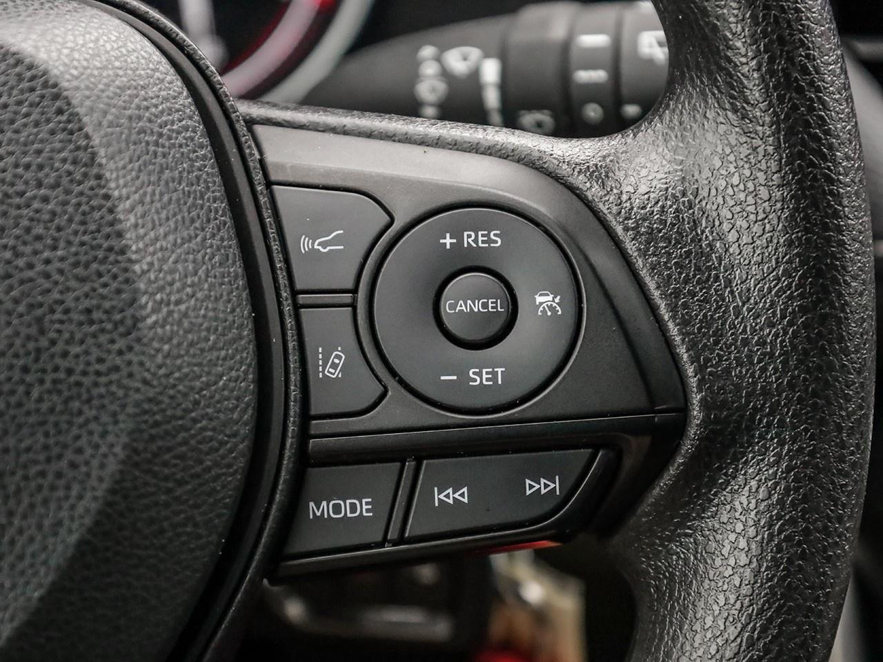 2024 Toyota RAV4 LE Photo