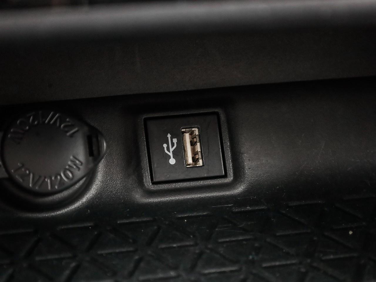 2024 Toyota RAV4 LE Photo