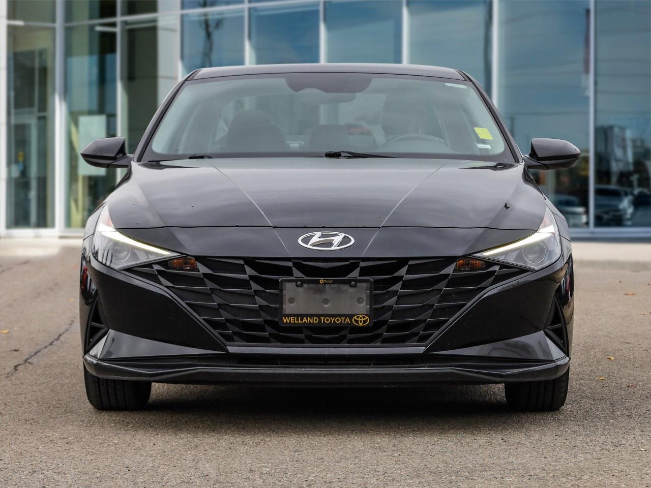 2022 Hyundai Elantra Preferred Photo