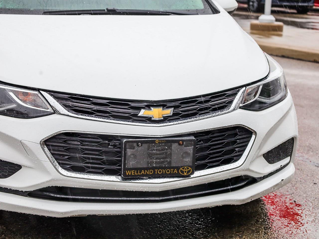 2018 Chevrolet Cruze LT AUTO Photo