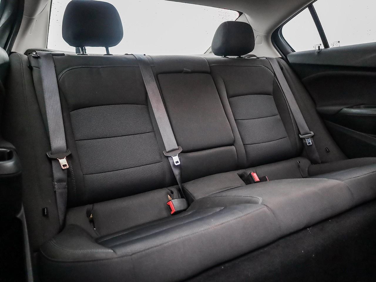 2018 Chevrolet Cruze LT AUTO Photo