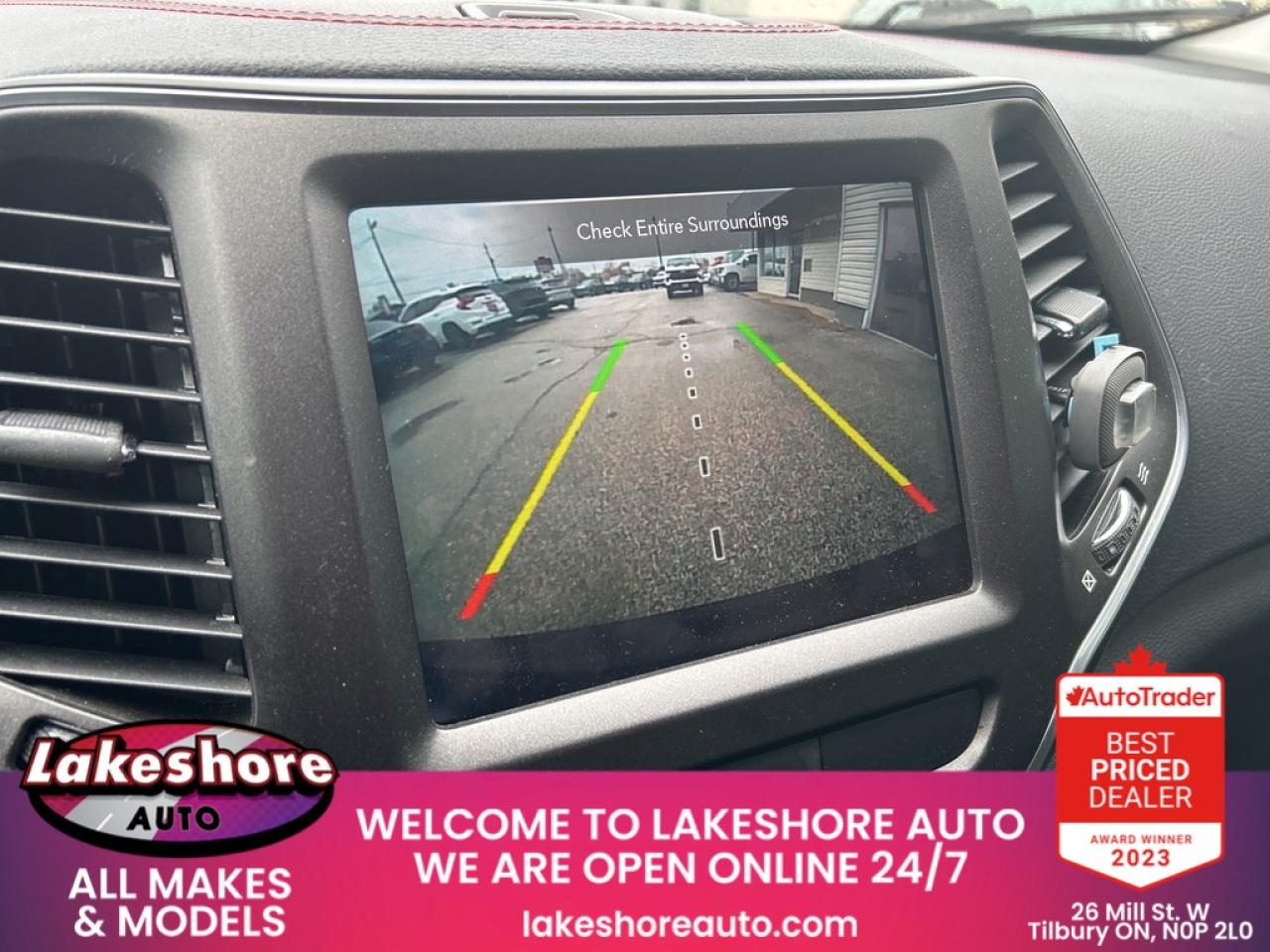 2020 Jeep Cherokee Trailhawk Photo