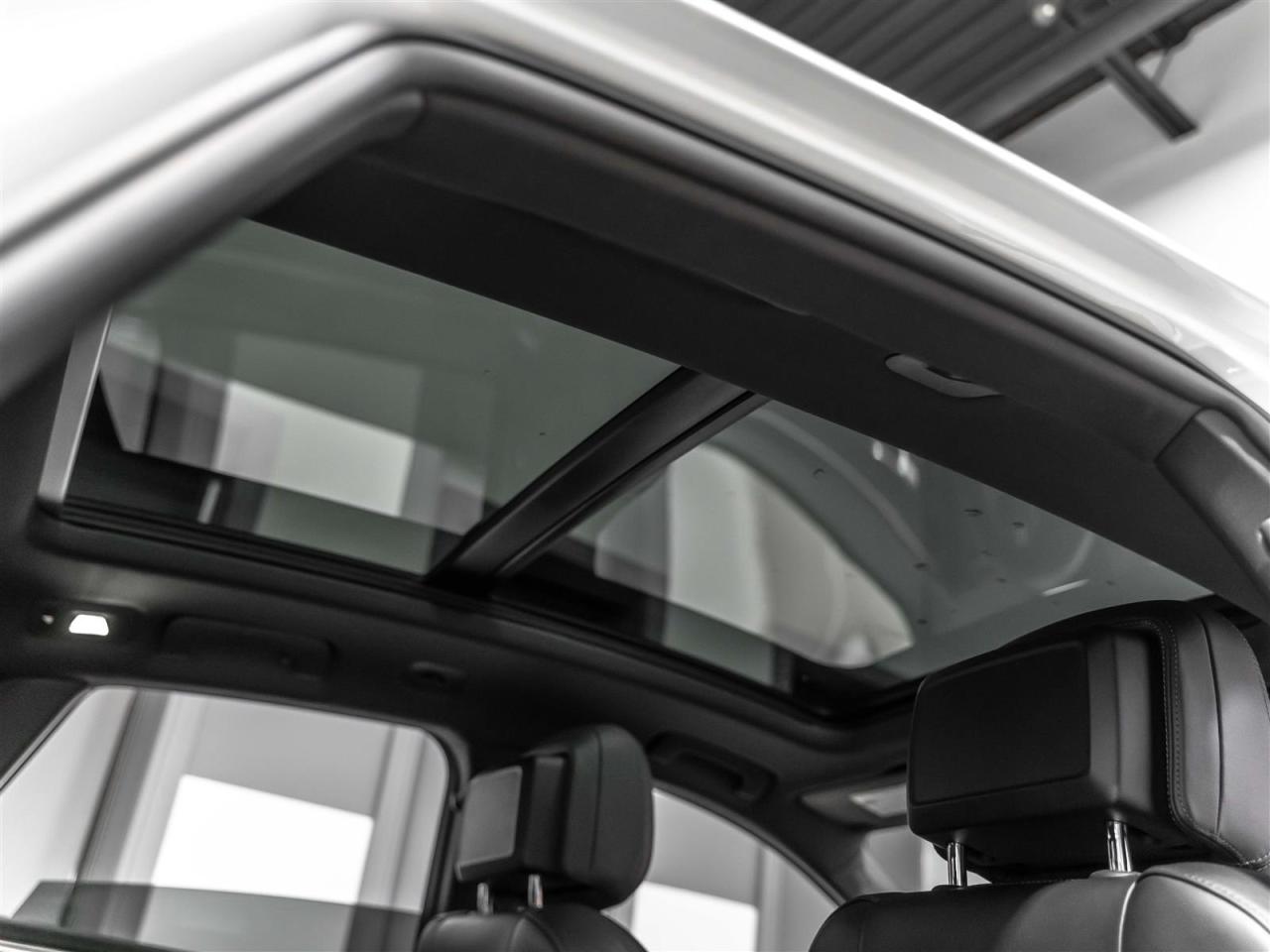 2020 Porsche Macan S|PREMIUM PLUS|BLINDSPOT|LANE DEPART|BOSE|360CAM|LOADED Photo