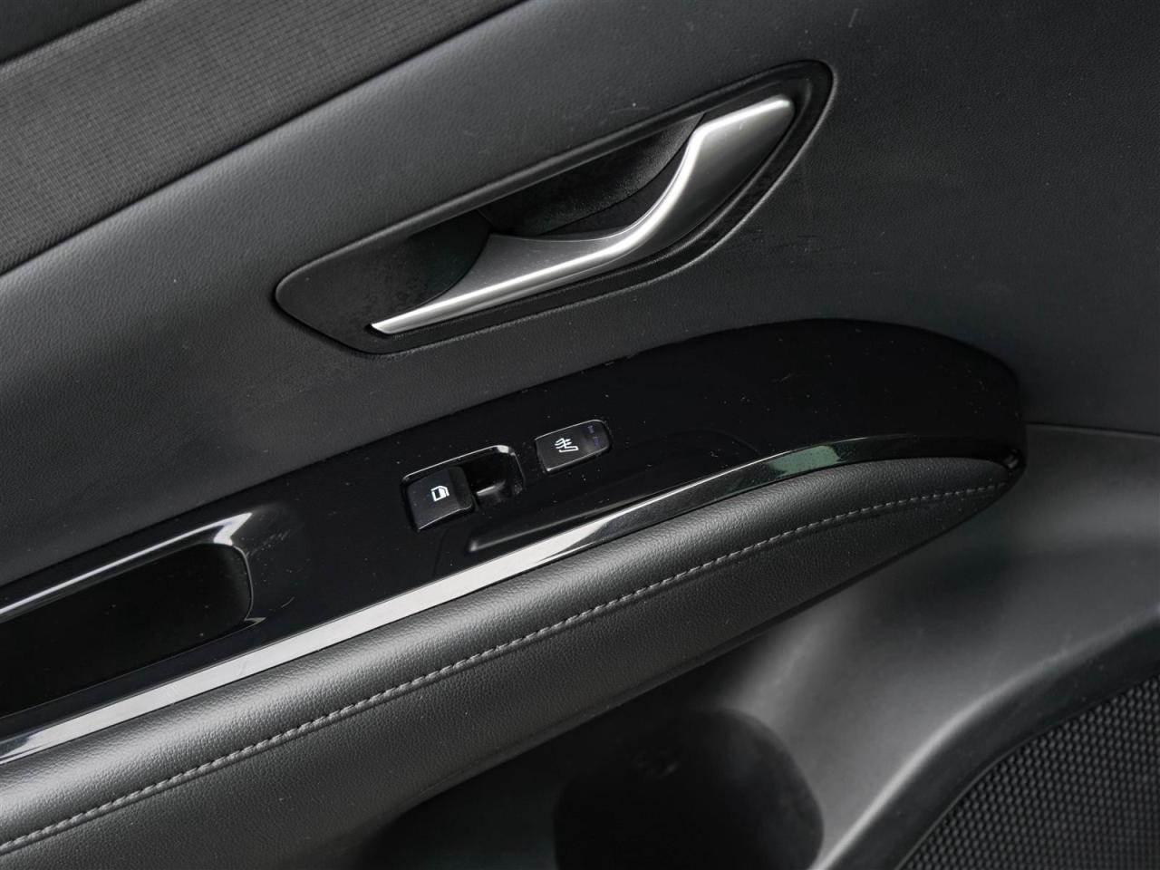 2022 Hyundai Tucson Hybrid ULTIMATE AWD | NO ACCIDENTS | 18 HYUNDAI SERVICED Photo