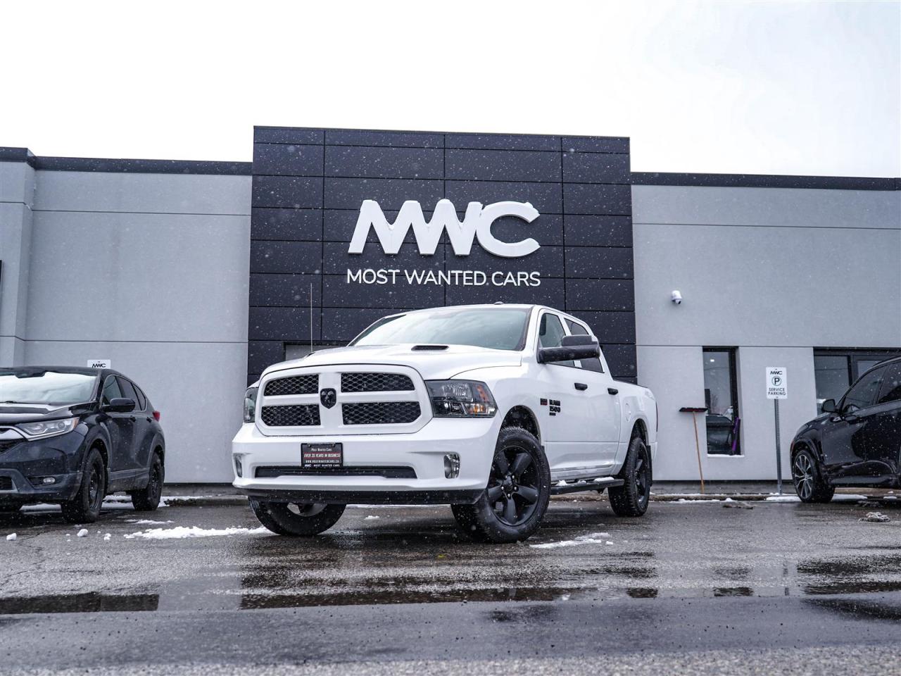 Used 2019 RAM 1500 Classic EXPRESS | 5.7 V8 HEMI | CREW CAB | NO ACCIDENTS for sale in Kitchener, ON