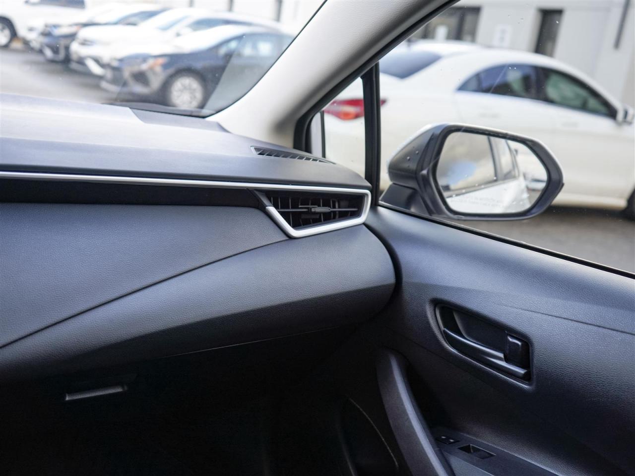 2024 Toyota Corolla LE | NO ACCIDENTS | 8 TOYOTA SERVICE RECORDS Photo