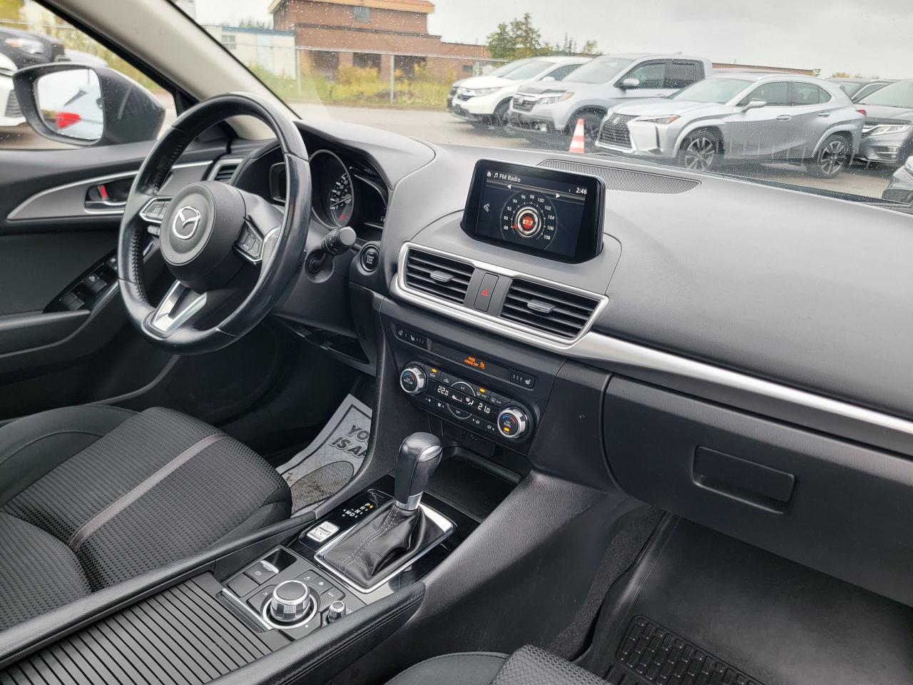 2017 Mazda MAZDA3 GT - Photo #15