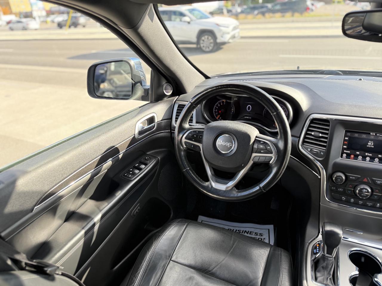 2018 Jeep Grand Cherokee LIMITED | SUNROOF | BACK UP CAMERA | LOADED Photo