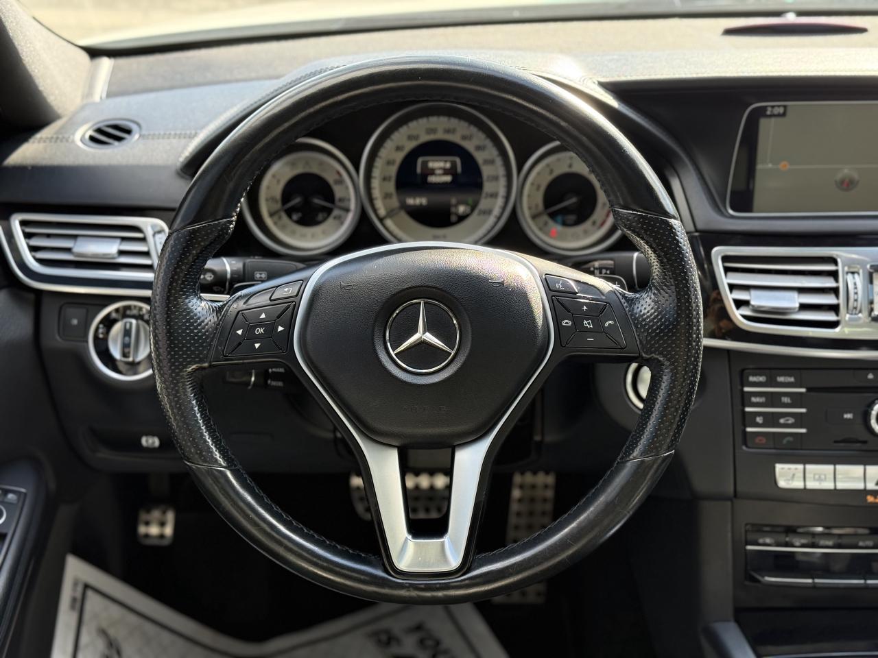 2016 Mercedes-Benz E-Class 400 //AMG SPORT | PANO | HARMAN KARDON | LOADED | Photo