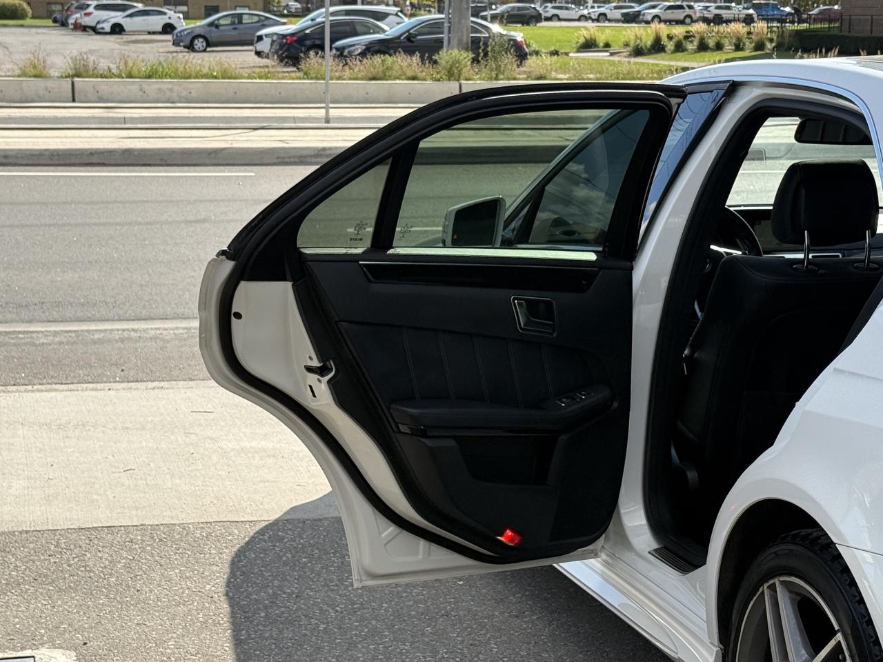 2016 Mercedes-Benz E-Class 400 //AMG SPORT | PANO | HARMAN KARDON | LOADED | Photo