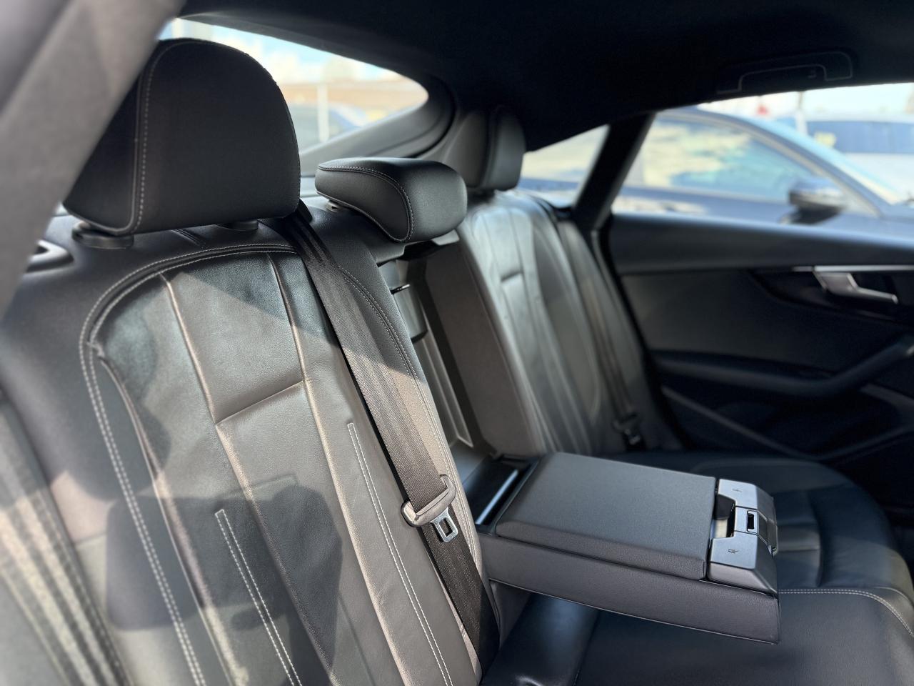 2021 Audi A5 Sportback PROGRESSIV S-LINE | CARPLAY | PANO | LOADED Photo