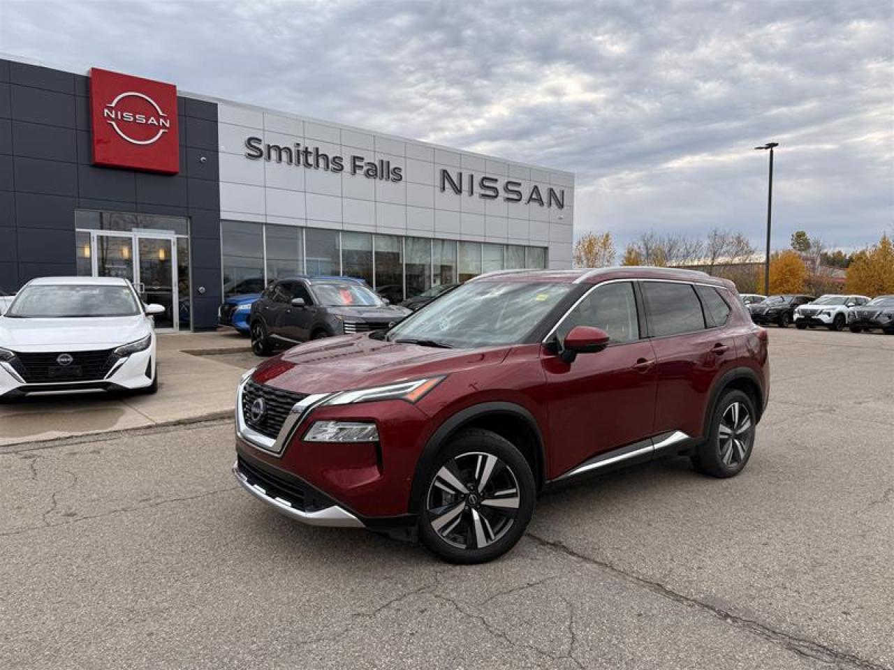 Used 2023 Nissan Rogue Platinum CVT (2) for sale in Smiths Falls, ON