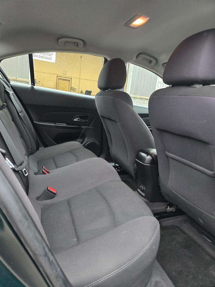 2014 Chevrolet Cruze 4dr Sdn 1LT - Photo #10