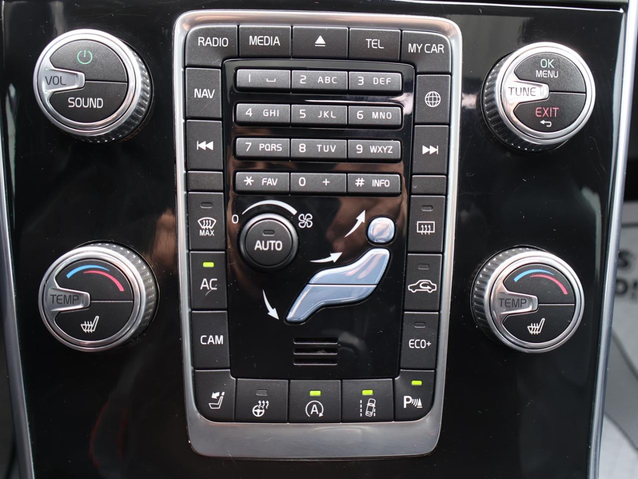 2018 Volvo S60 T6 DYNAMIC AWD *VOLVO MAINTAIN* CAMERA NAV BLUETOOTH LEATHER HEATED SEATS SUNROOF CRUISE ALLOYS - Photo #24