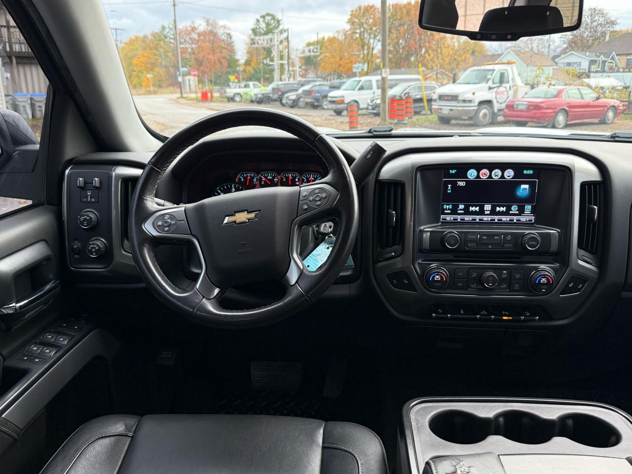 2018 Chevrolet Silverado 1500 LT - Photo #11