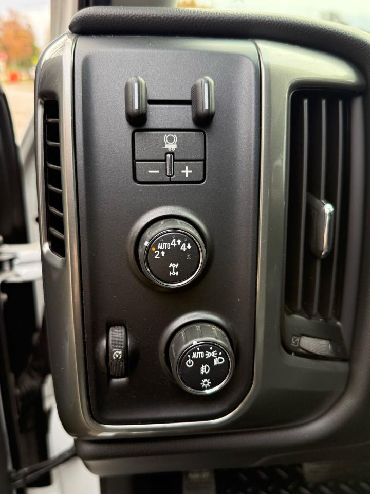 2018 Chevrolet Silverado 1500 LT - Photo #9