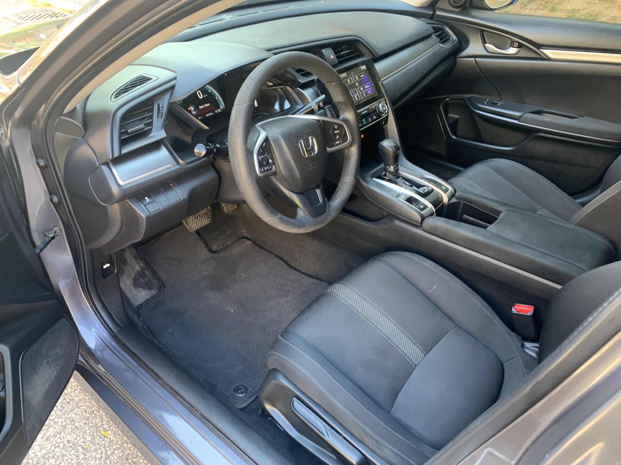 2017 Honda Civic LX/ LOW KM / REAR CAM / SUPER CLEAN / HEATED SEATS - Photo #6