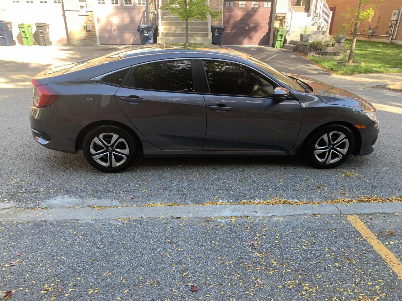 2017 Honda Civic LX/ LOW KM / REAR CAM / SUPER CLEAN / HEATED SEATS Photo3