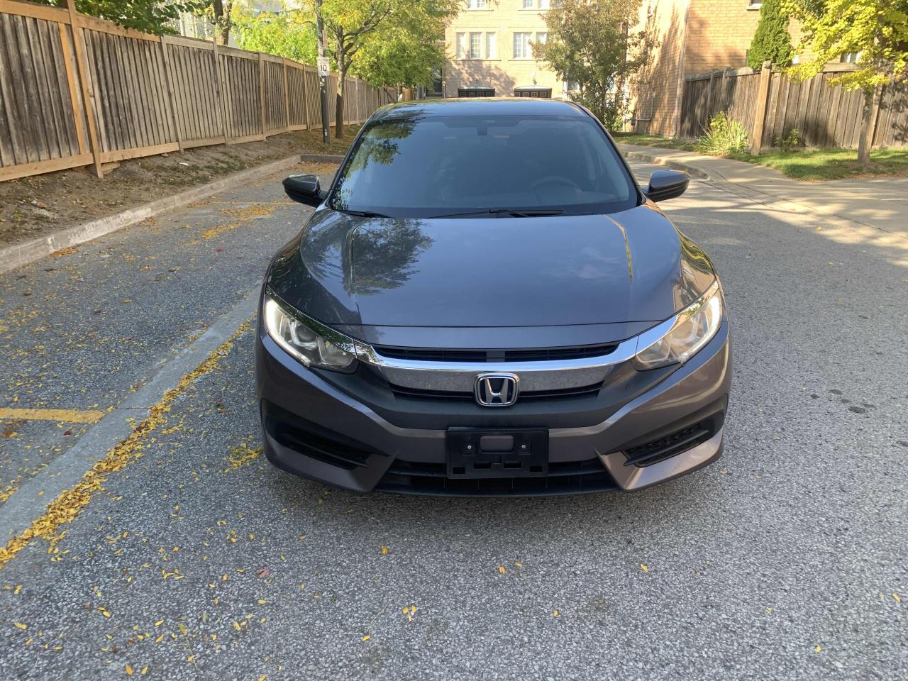 2017 Honda Civic LX/ LOW KM / REAR CAM / SUPER CLEAN / HEATED SEATS Photo2