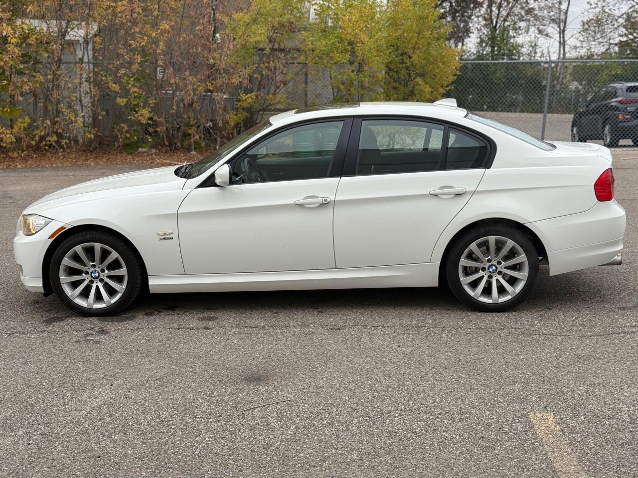 2011 BMW 3 Series 328i xDrive Executive Edition - Photo #8