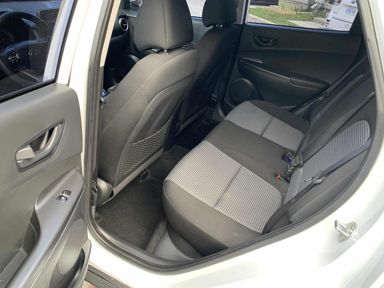 2018 Hyundai KONA ESSENTIAL/ NO ACCIDENT/ LOW KM / ALLOYS / CLEAN/AC - Photo #12