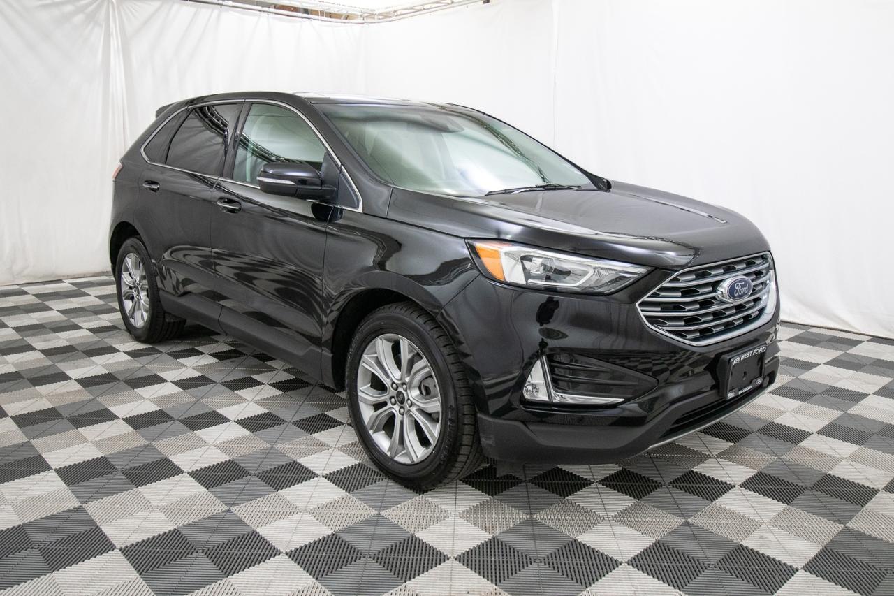 2024 Ford Edge Titanium AWD Photo5