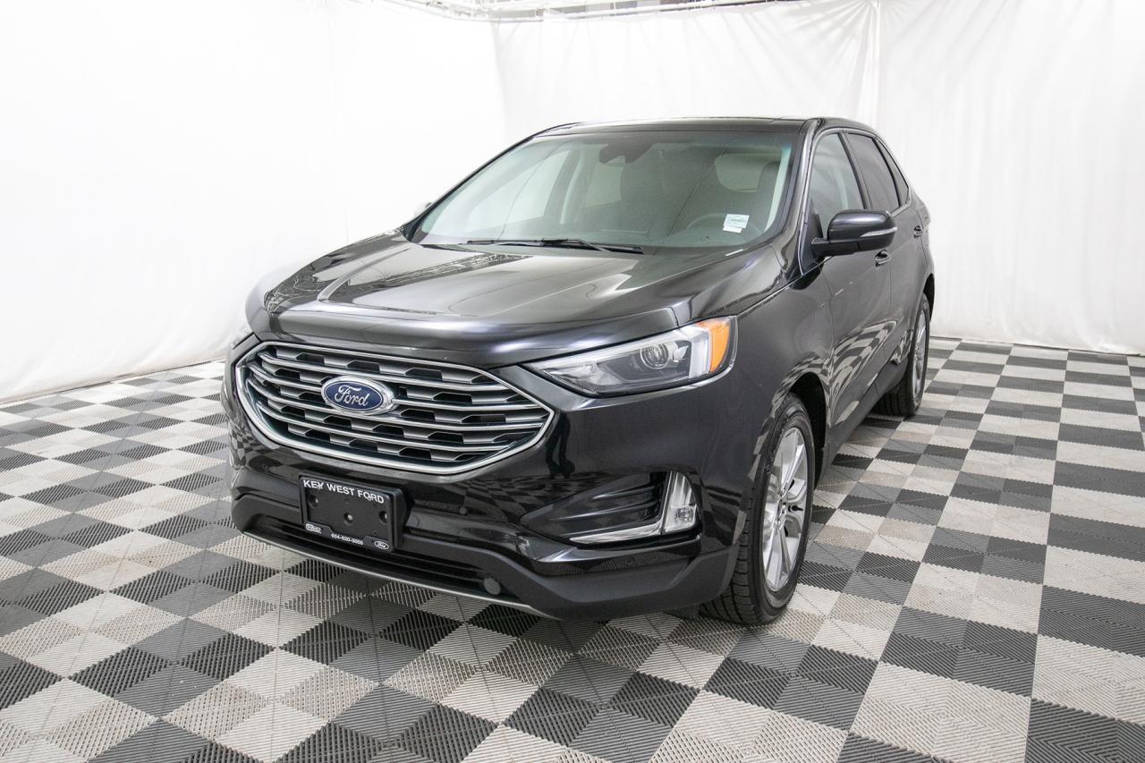 2024 Ford Edge Titanium AWD Photo1