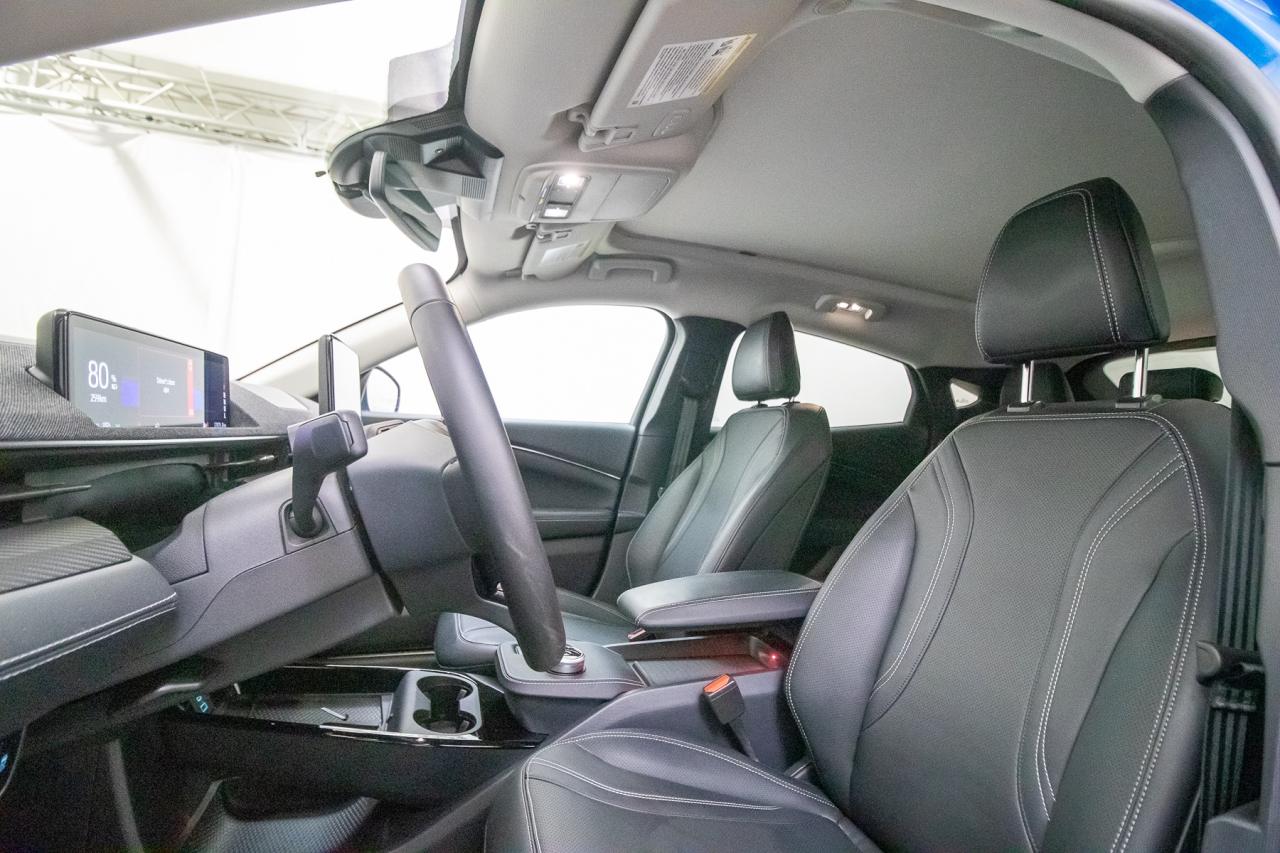 2023 Ford Mustang Mach-E Premium RWD Photo5