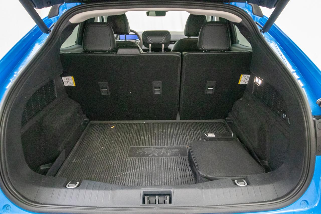 2023 Ford Mustang Mach-E Premium RWD Photo5