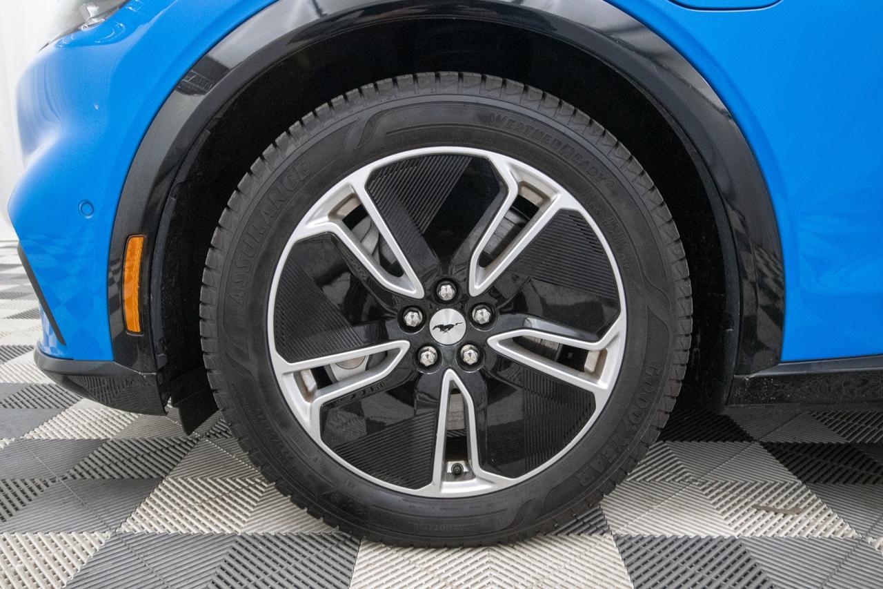 2023 Ford Mustang Mach-E Premium RWD Photo5