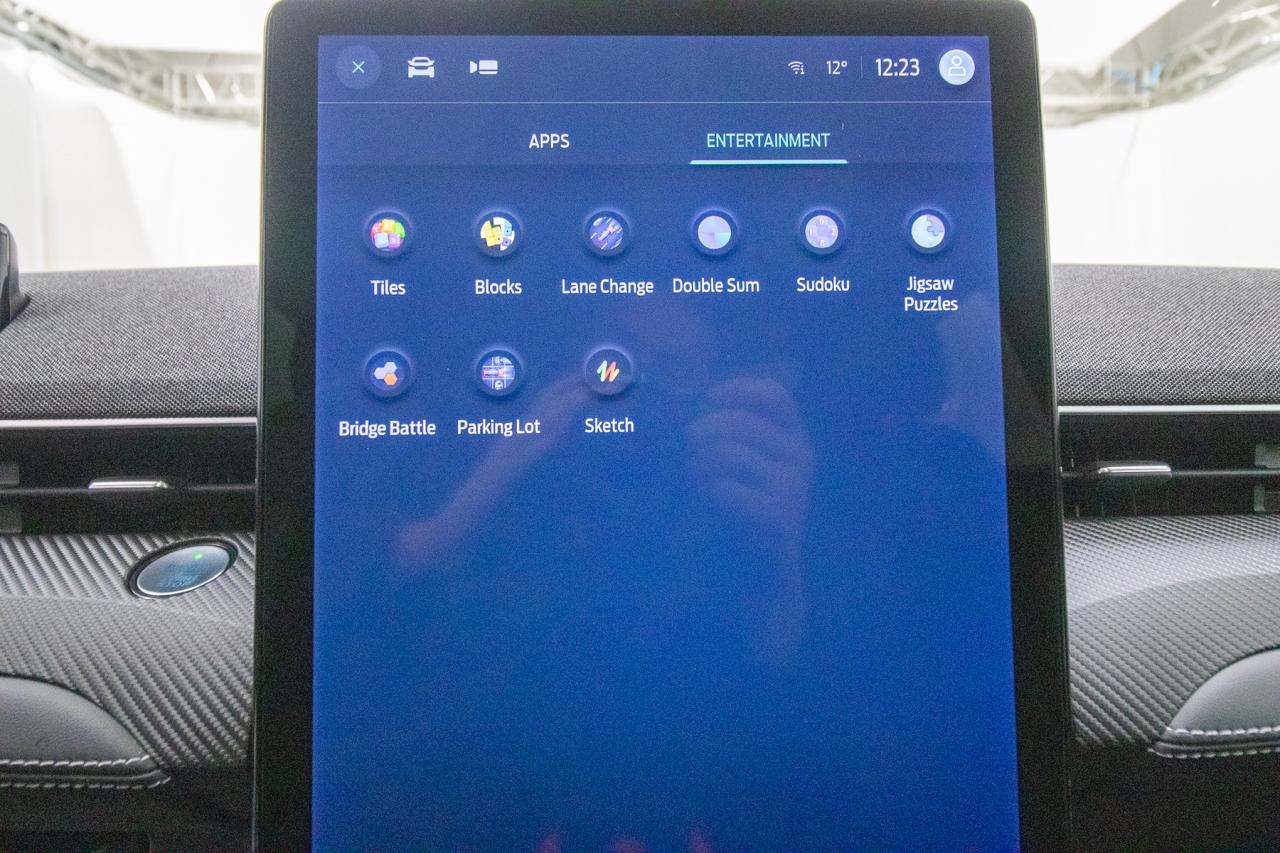 2023 Ford Mustang Mach-E Premium RWD Photo5