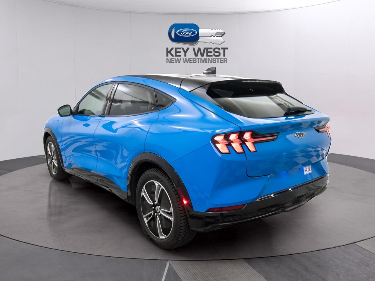 2023 Ford Mustang Mach-E Premium RWD Photo2