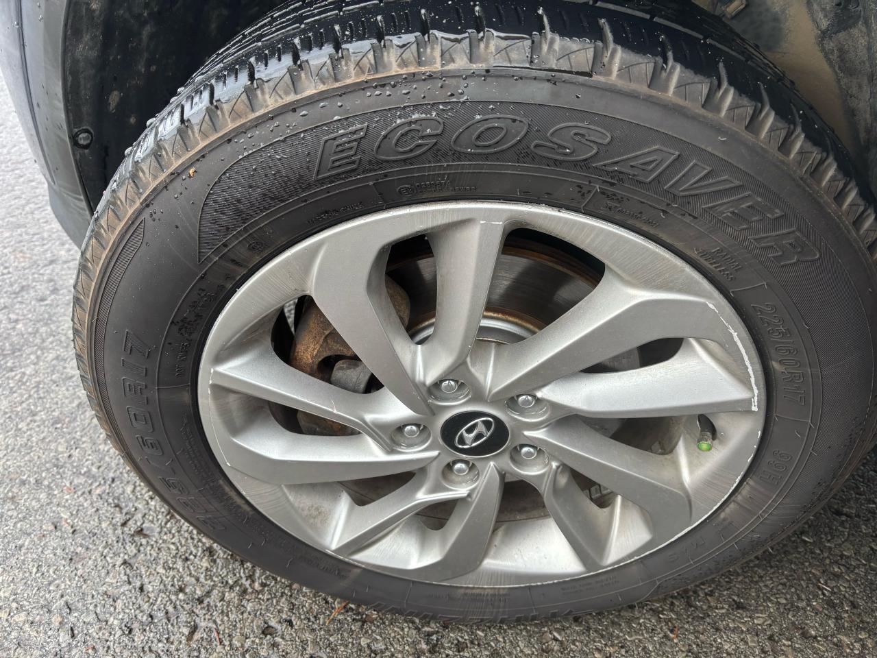 2017 Hyundai Tucson Premium, All Wheel Drive, Lane departure Alert - Photo #17