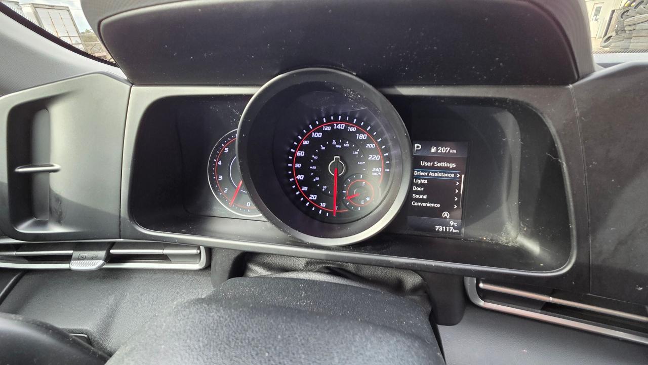 2022 Hyundai Elantra Essential - Photo #14