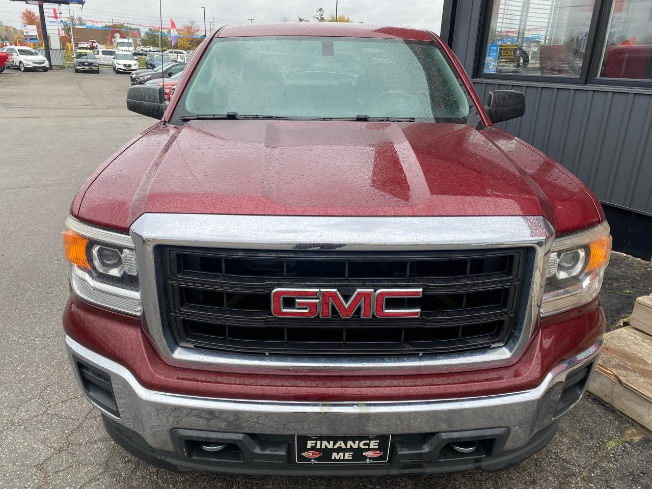 2014 GMC Sierra 1500 Custom 2WD, Well Equipped. Photo3