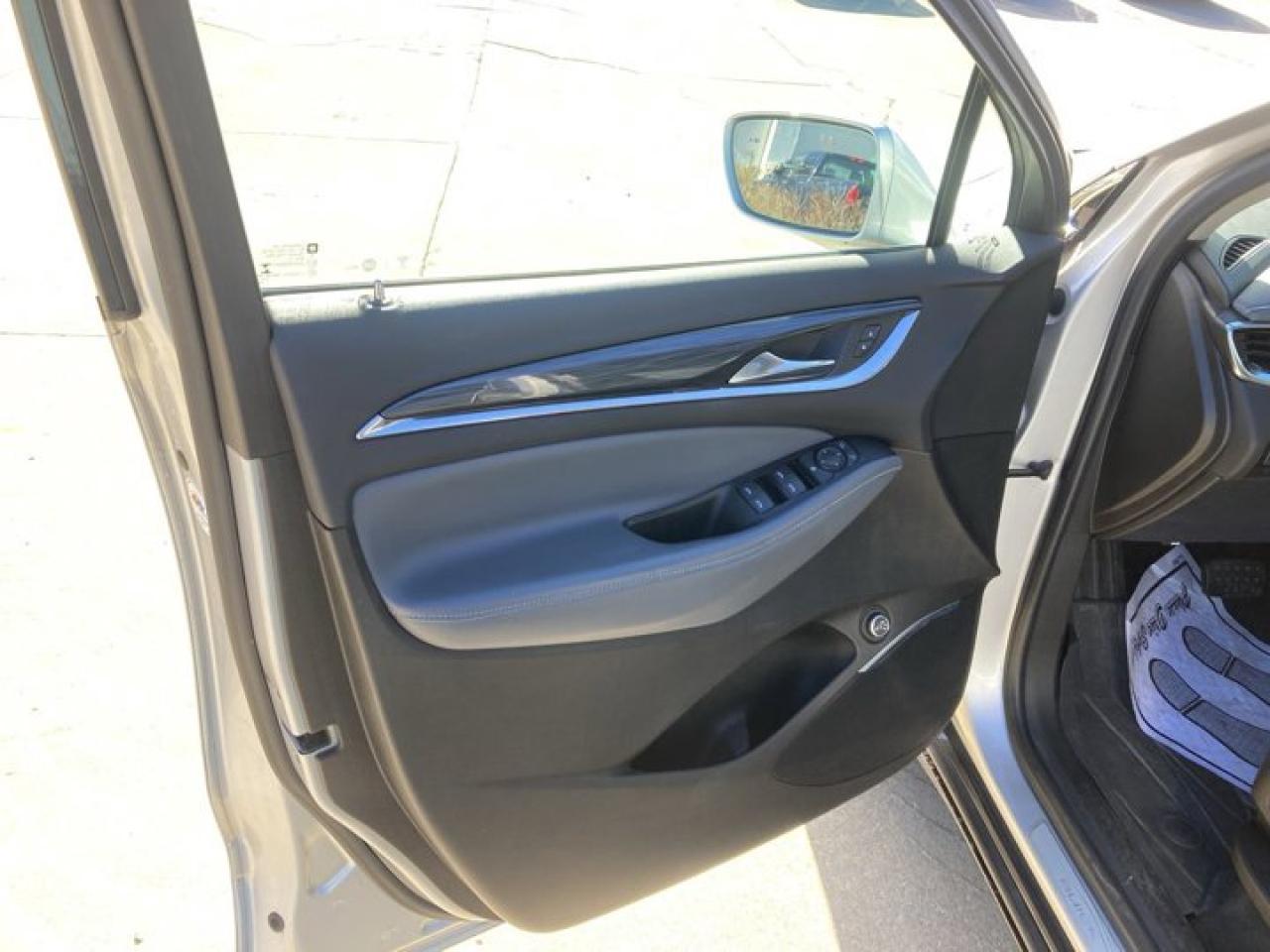 2018 Buick Enclave AWD Leather Seats | Heated Seats | 2nd Row Captain Seats Photo