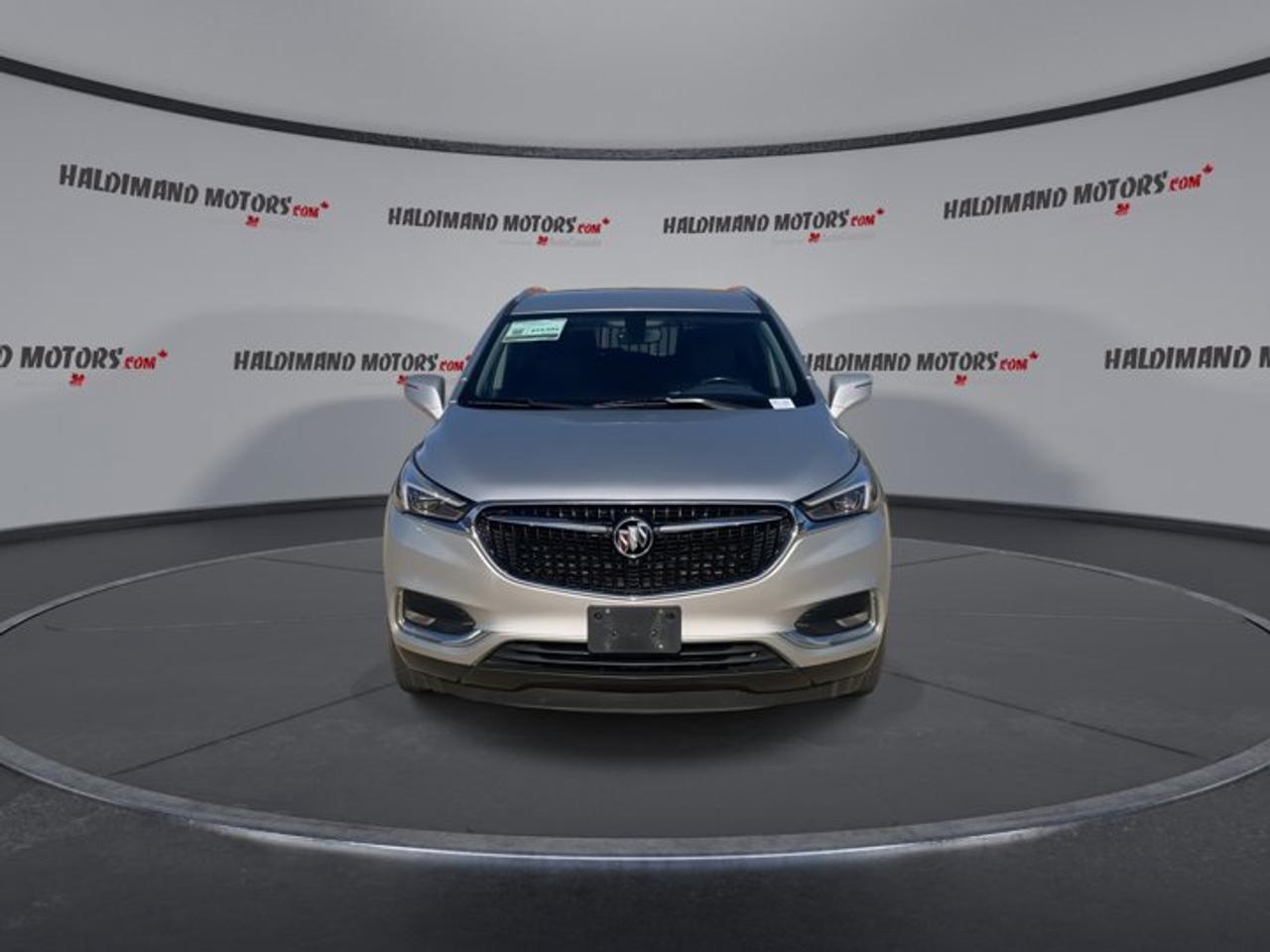 2018 Buick Enclave Essence AWD Photo