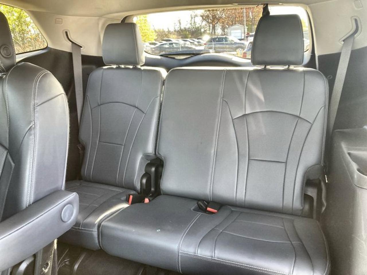 2018 Buick Enclave Essence AWD Photo