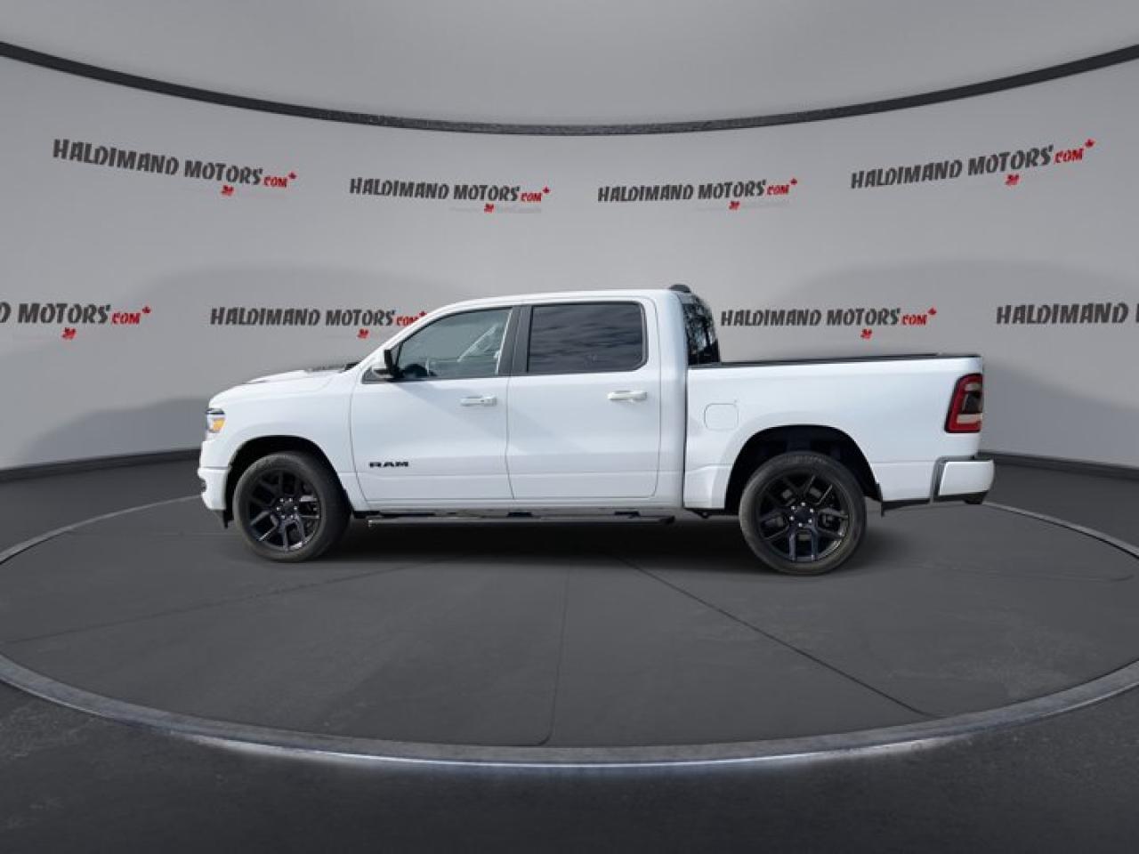 2022 RAM 1500 Sport 4x4 Crew | Remote Start | Leather Seats | Heated Seats Photo