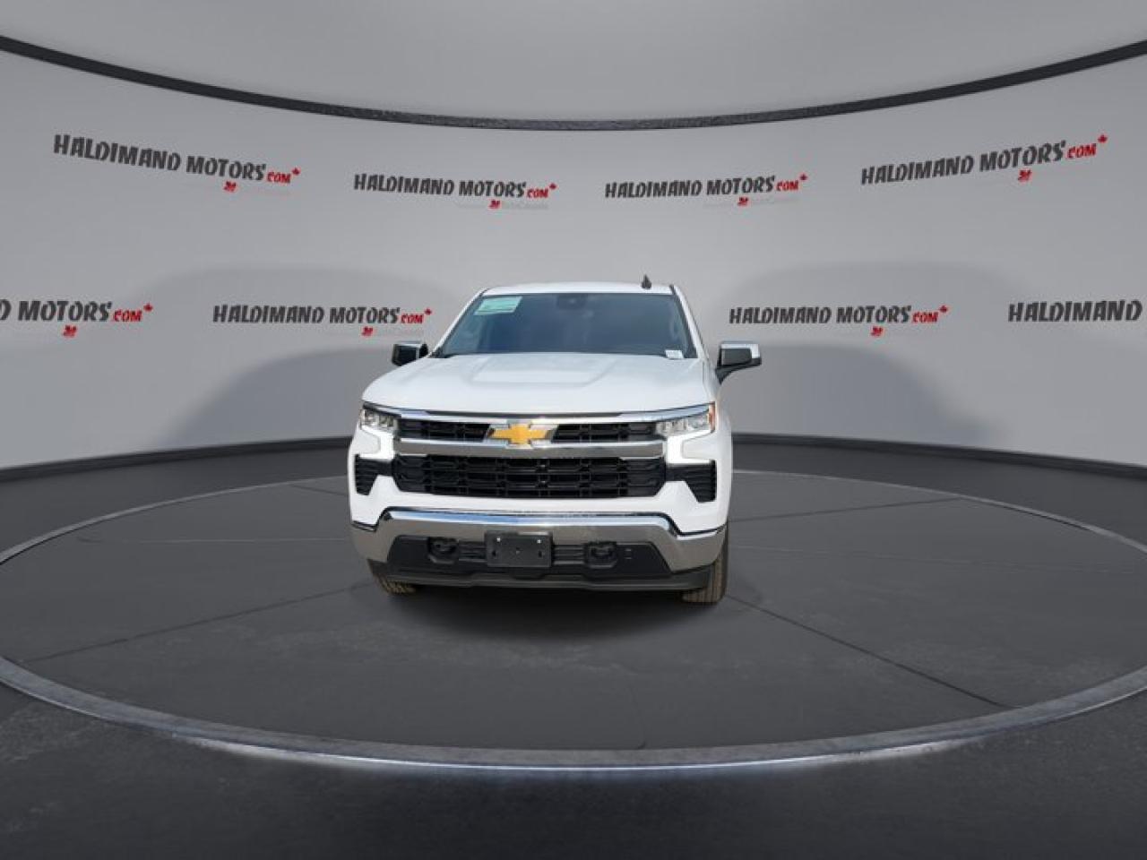 2024 Chevrolet Silverado 1500 LT Crew Photo2