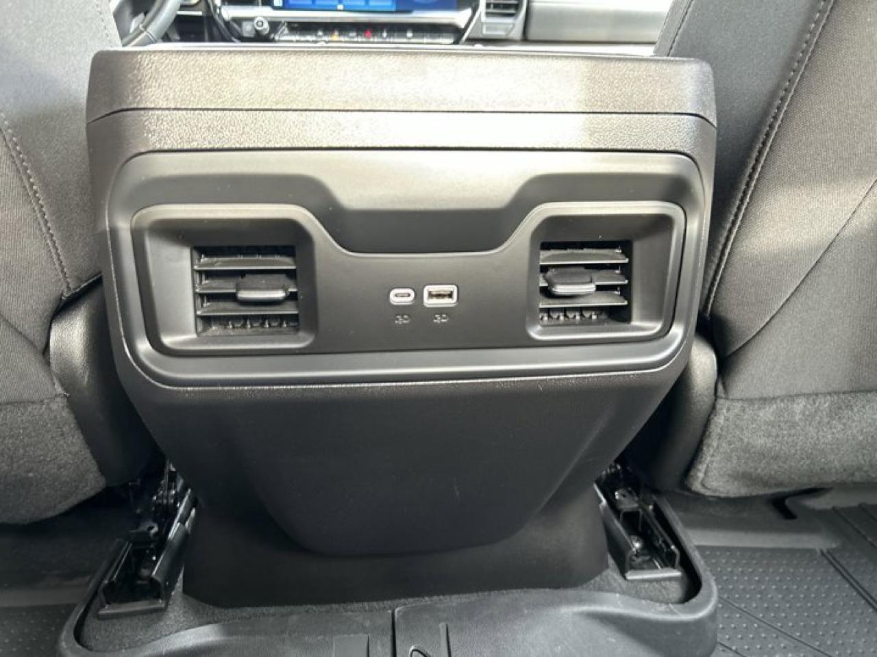 2024 Chevrolet Silverado 1500 LT Crew Photo