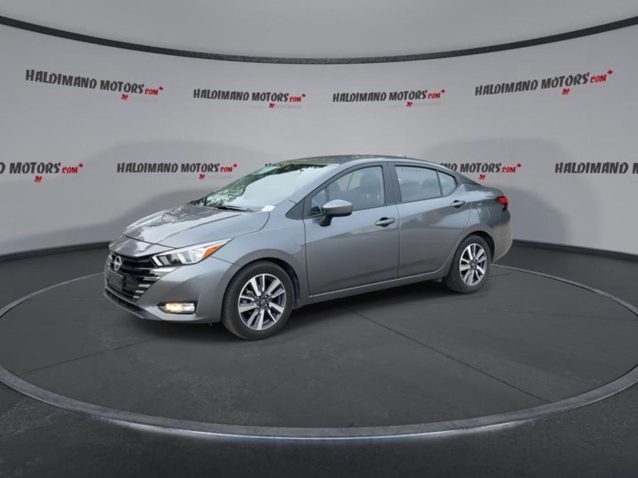 2024 Nissan Versa SV Photo