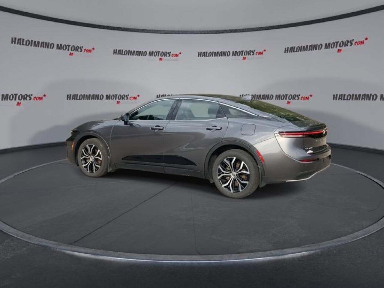 2024 Toyota Crown Limited AWD HEV | AC Seats | Heated Seats |Panoramic Roof Photo