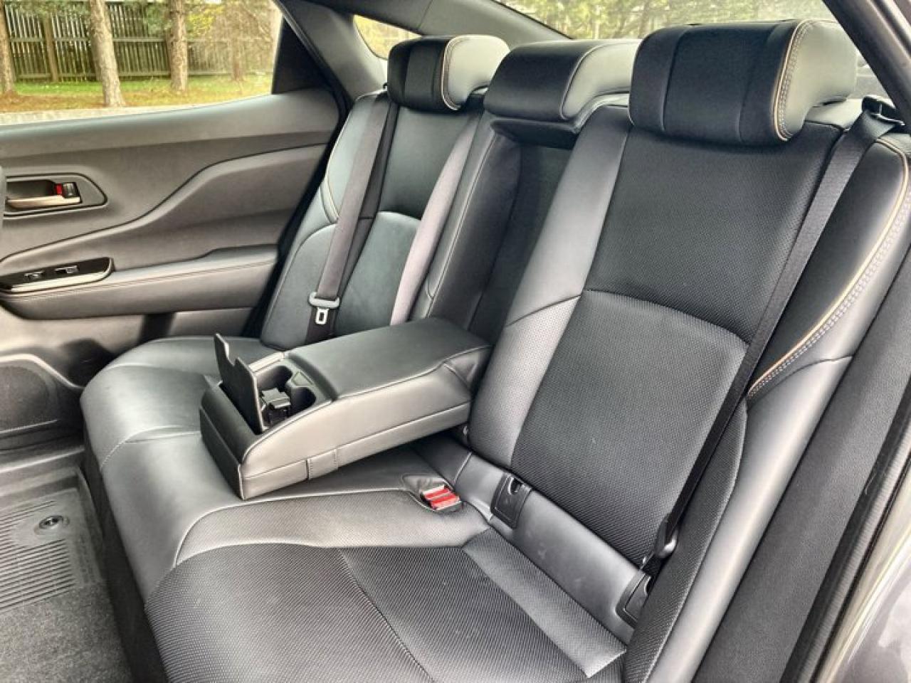 2024 Toyota Crown Limited AWD HEV | AC Seats | Heated Seats |Panoramic Roof Photo