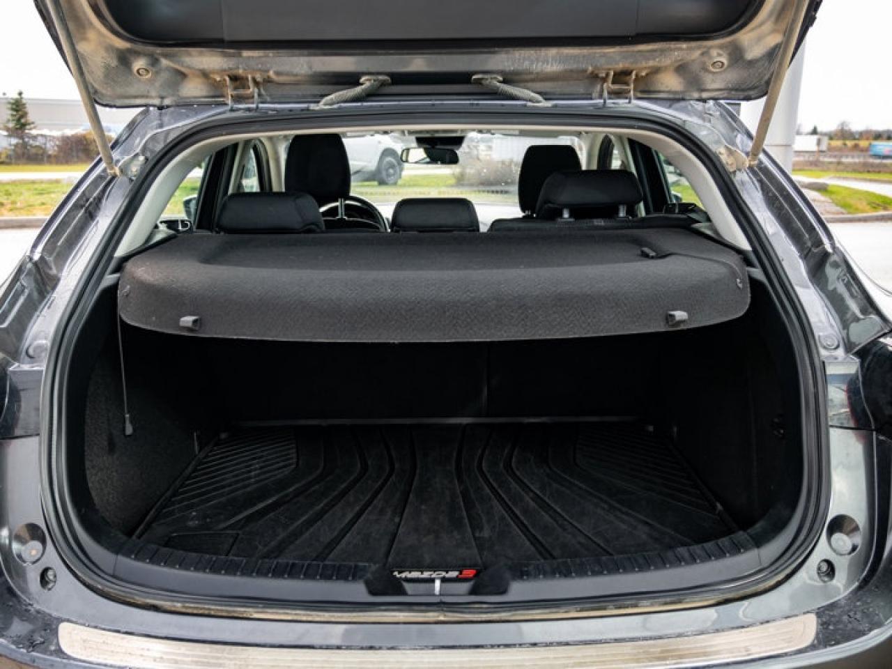 2018 Mazda MAZDA3 Sport GS Photo