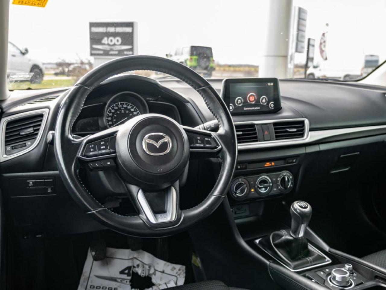 2018 Mazda MAZDA3 Sport GS Photo